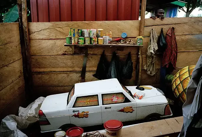 A-coffin-in-the-shape-of--005