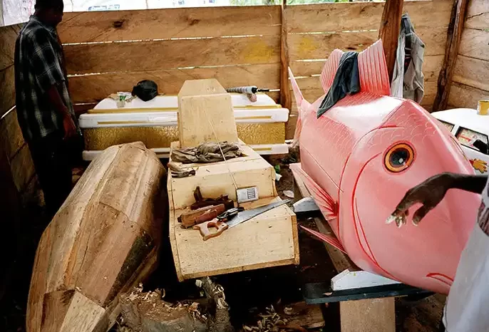Coffins-in-a-workshop-in--003