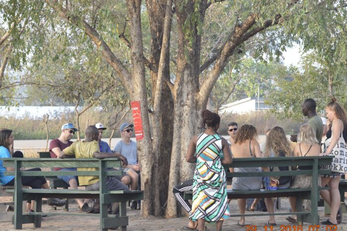 briefing-before-safari