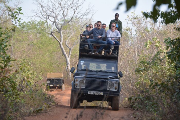 safarijeeps-im-einsatz