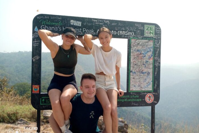 wli-falls-and-mountain (1)