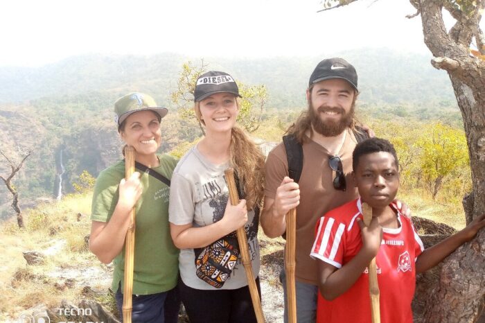 wli-falls-and-mountain (3)